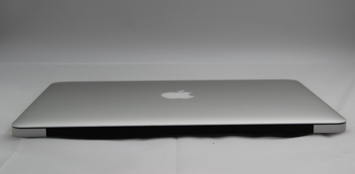 APPLE Macbook Air 7,2 2015