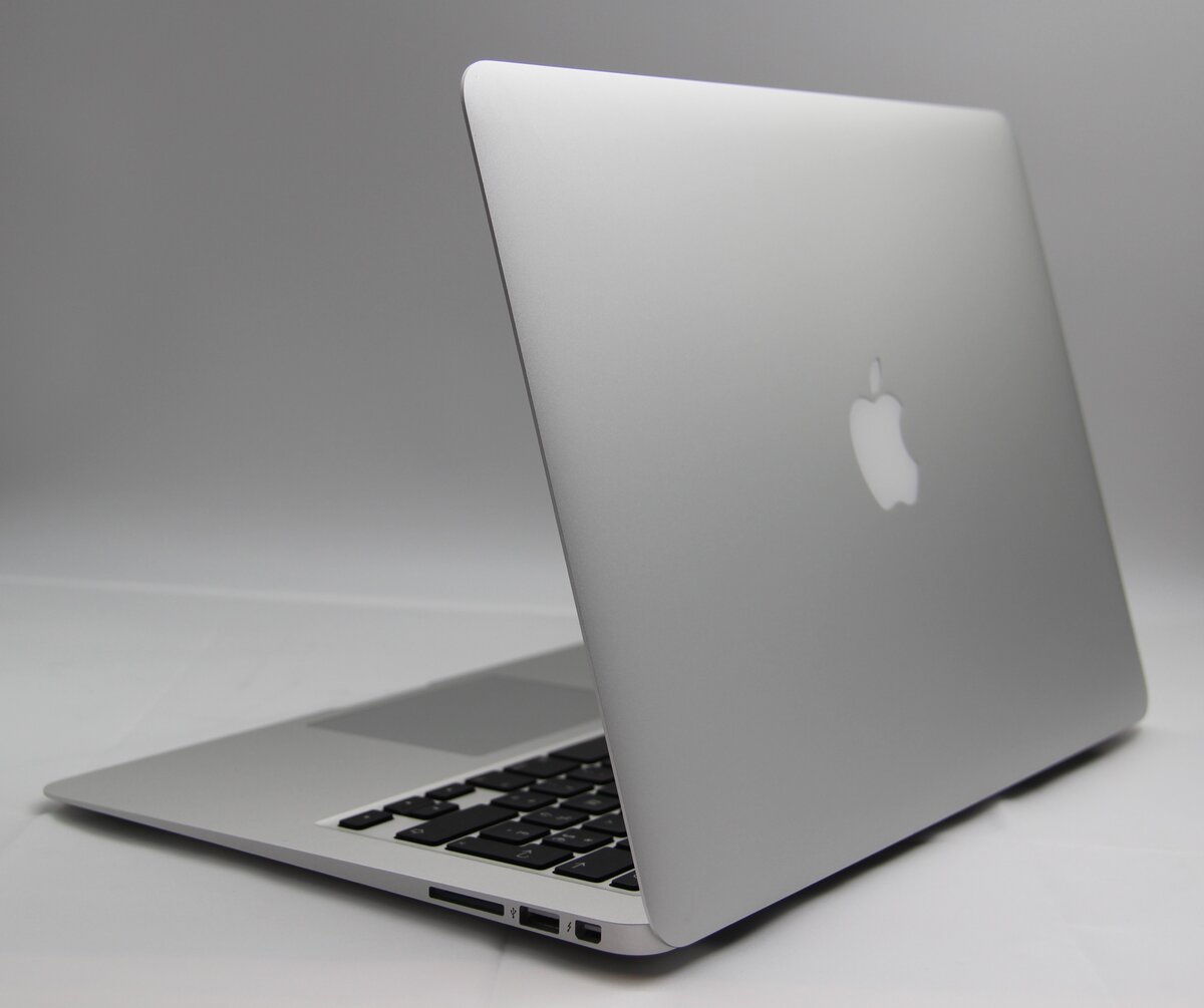 APPLE Macbook Air 7,2 2015